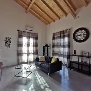 Hygge House Aeroporto di Catania Fontana Rossa